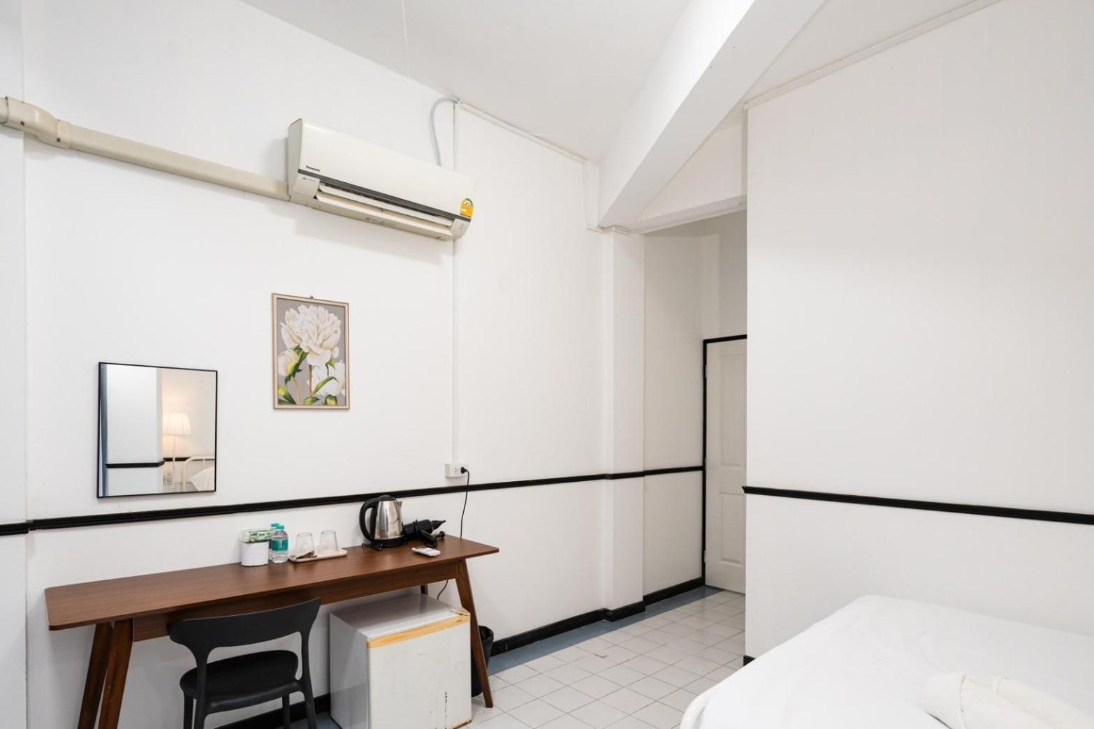 Go Inn Mrt Hua Lamphong China Town Bangkok Extérieur photo